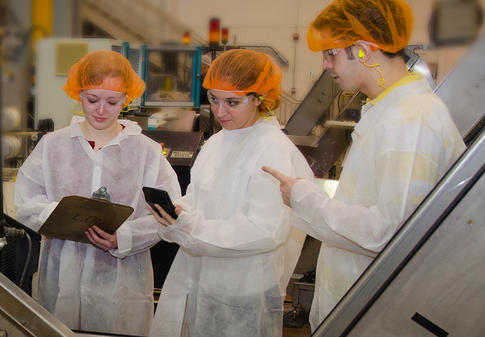 Undergrad students work with a local company to streamline their manufacturing systems