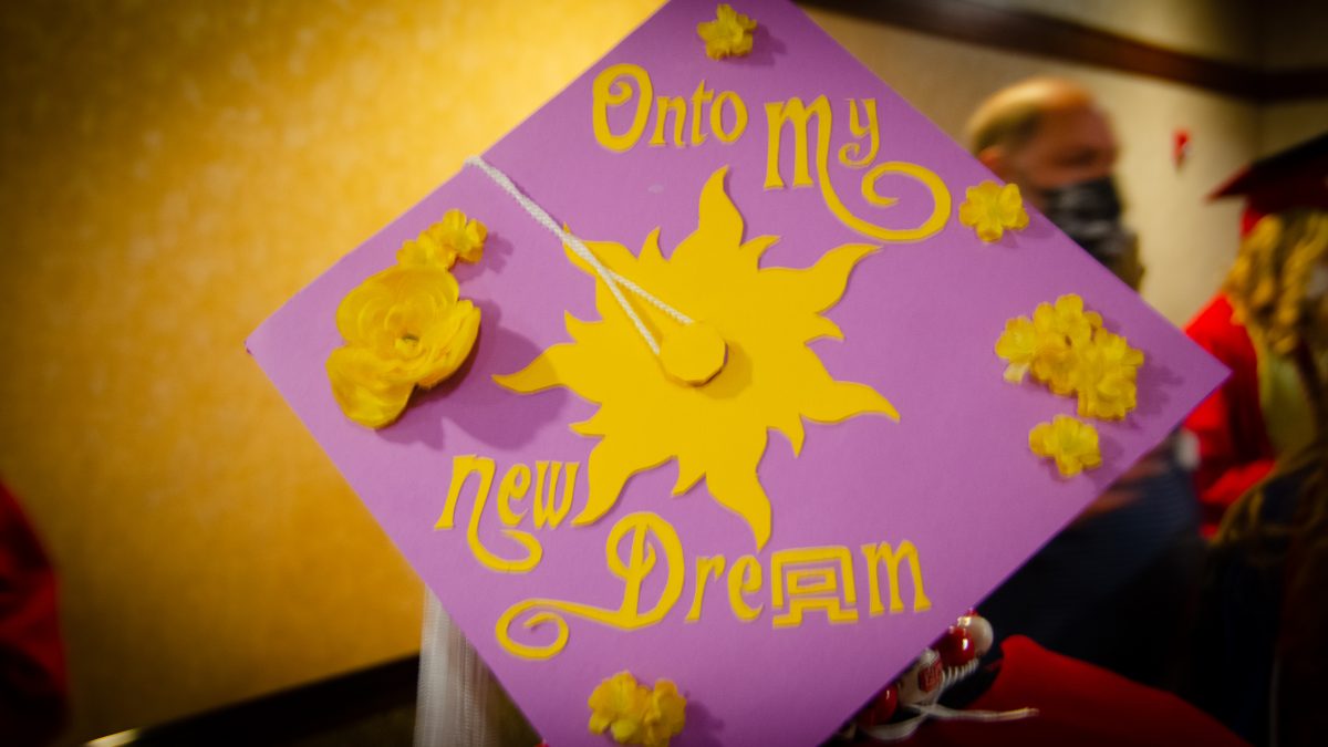 Fall 2021 Graduation Ceremony | Onto My New Dream Cap