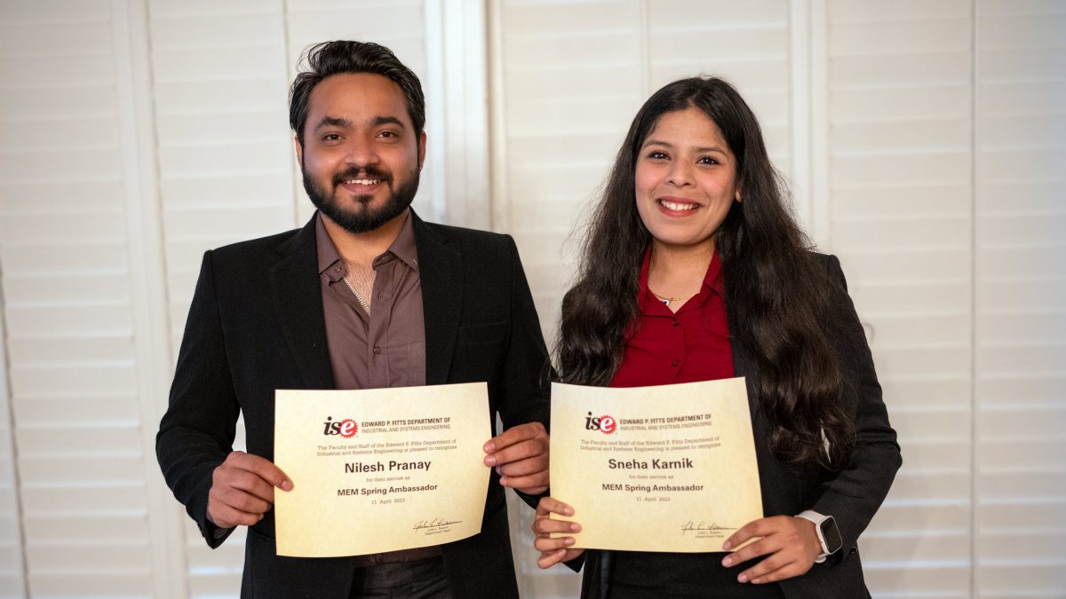Nilesh Pranay and Sneha Karnik receiving their MEM Spring 2023 Ambassador Awards