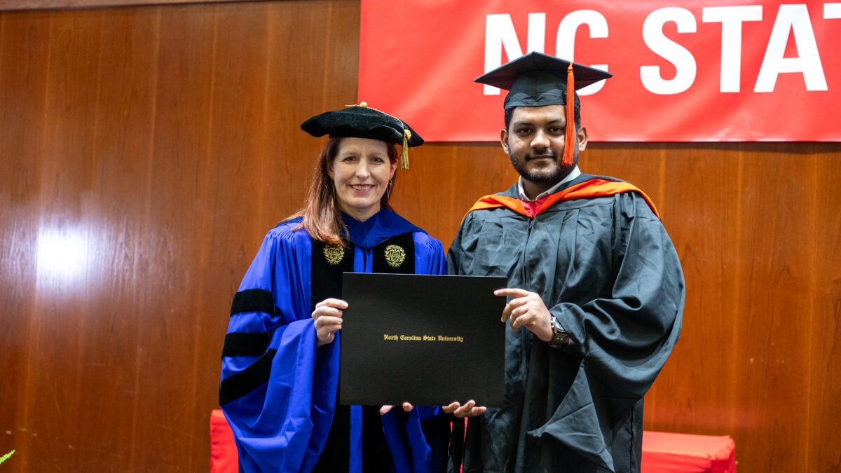 ISE Graduate Grad Ceremony 023
