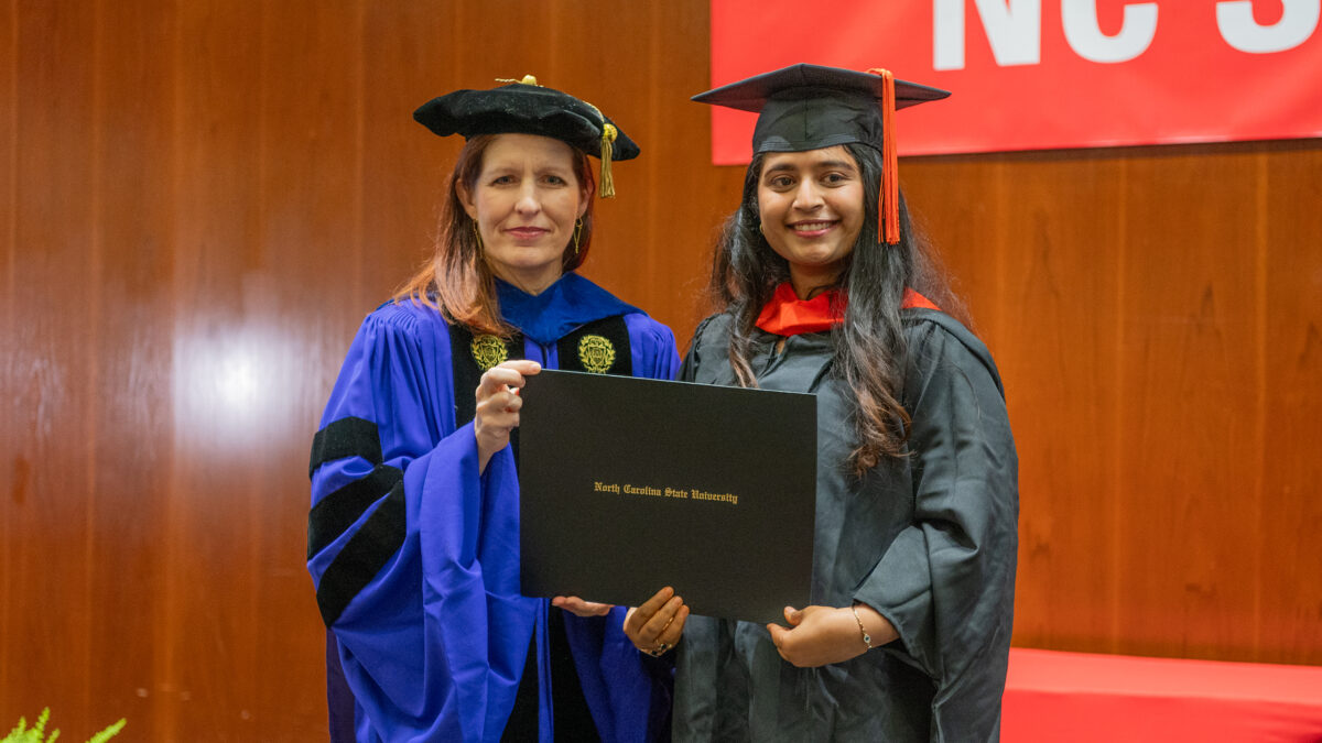 ISE Graduate Grad Ceremony 162