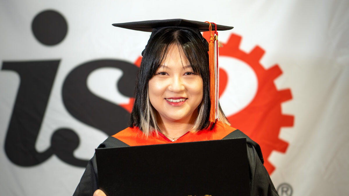 ISE Graduate Grad Ceremony 053