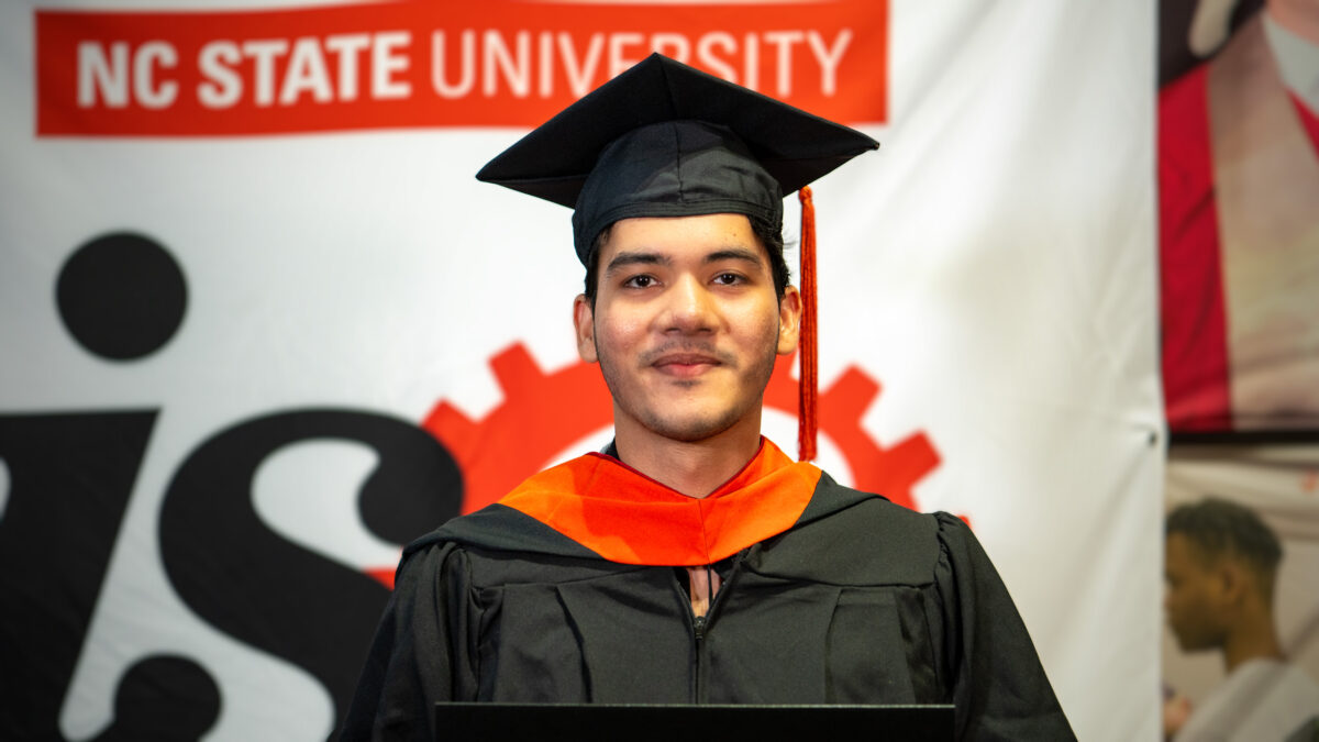 ISE Graduate Grad Ceremony 087
