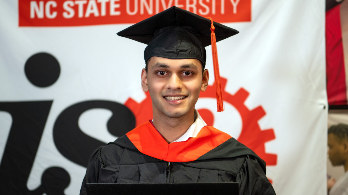 ISE Graduate Grad Ceremony 111